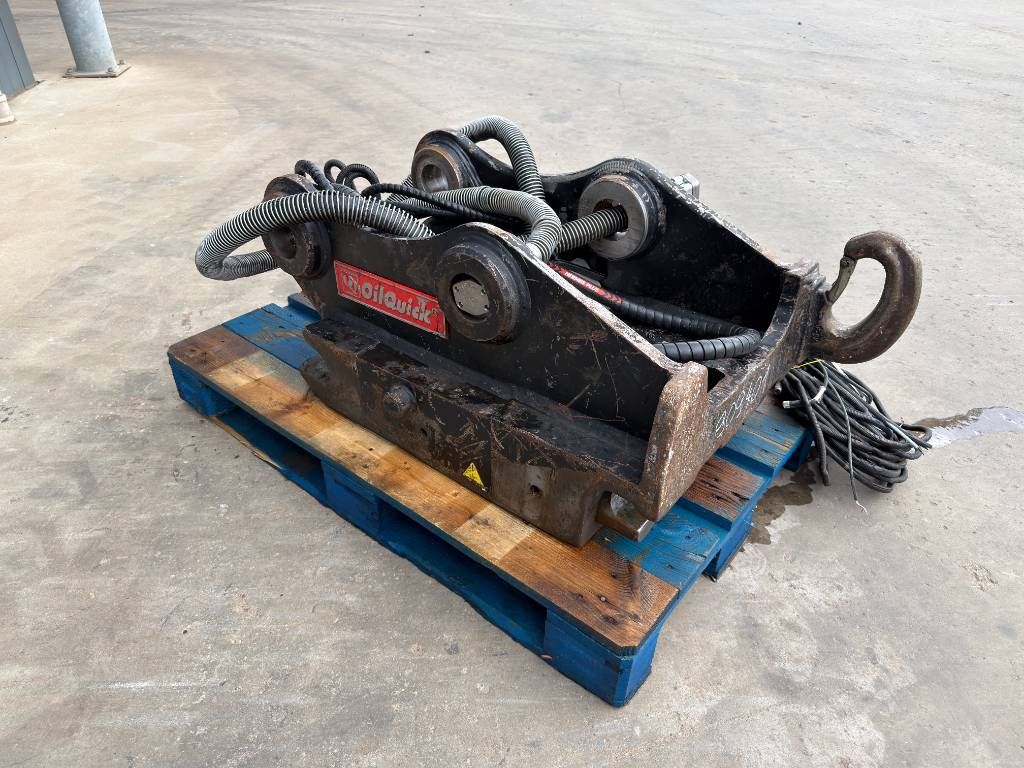 OilQuick OQ80 - M318D / M320F / M322D / 320D / 320E / 323D