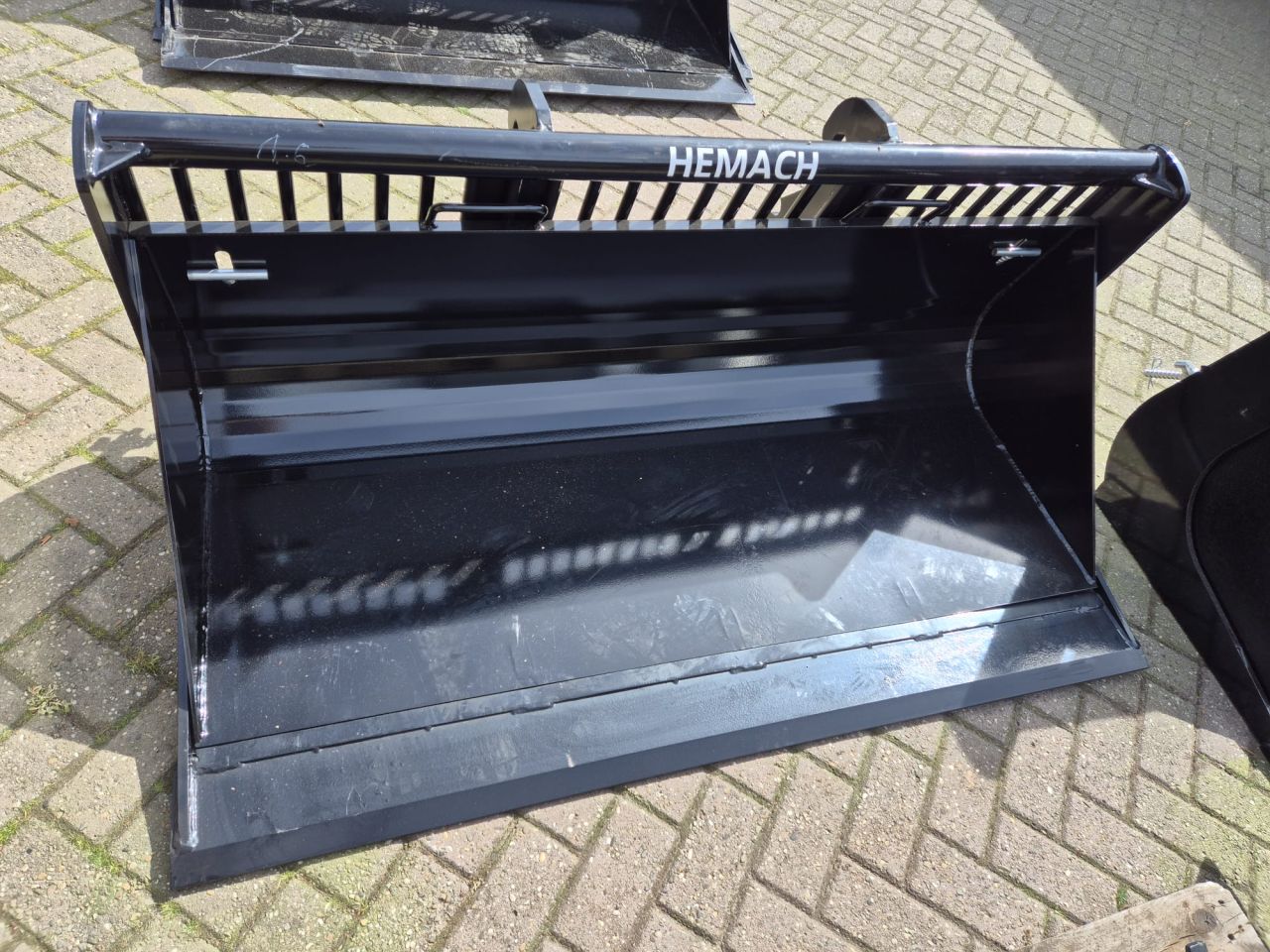 Diverse aanbouwdelen te koop en op voorraad Knikmops /Giant