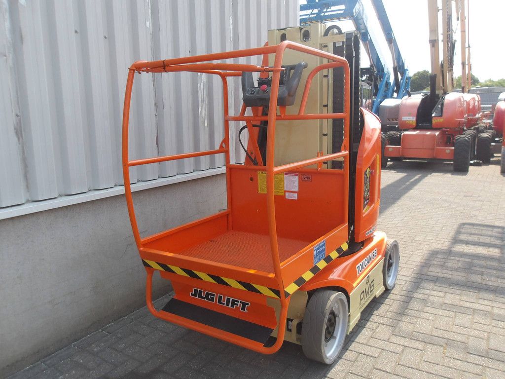 Toucan 8E Elektrischer Mastlift 8,20 m 2016
