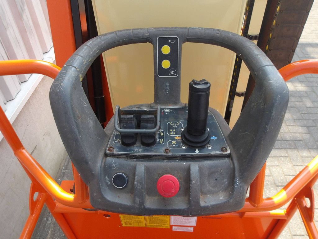 Toucan 8E Elektrischer Mastlift 8,20 m 2016