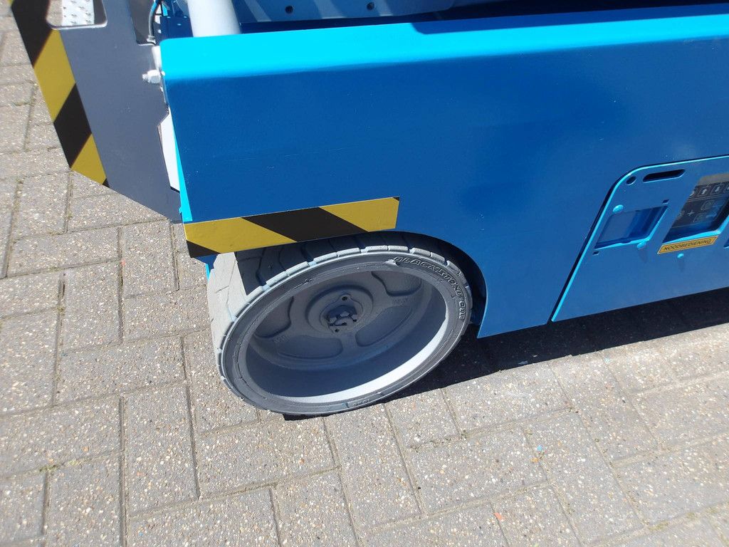 Scissor Lift Genie GS-2646 Electric 9.92m 2016