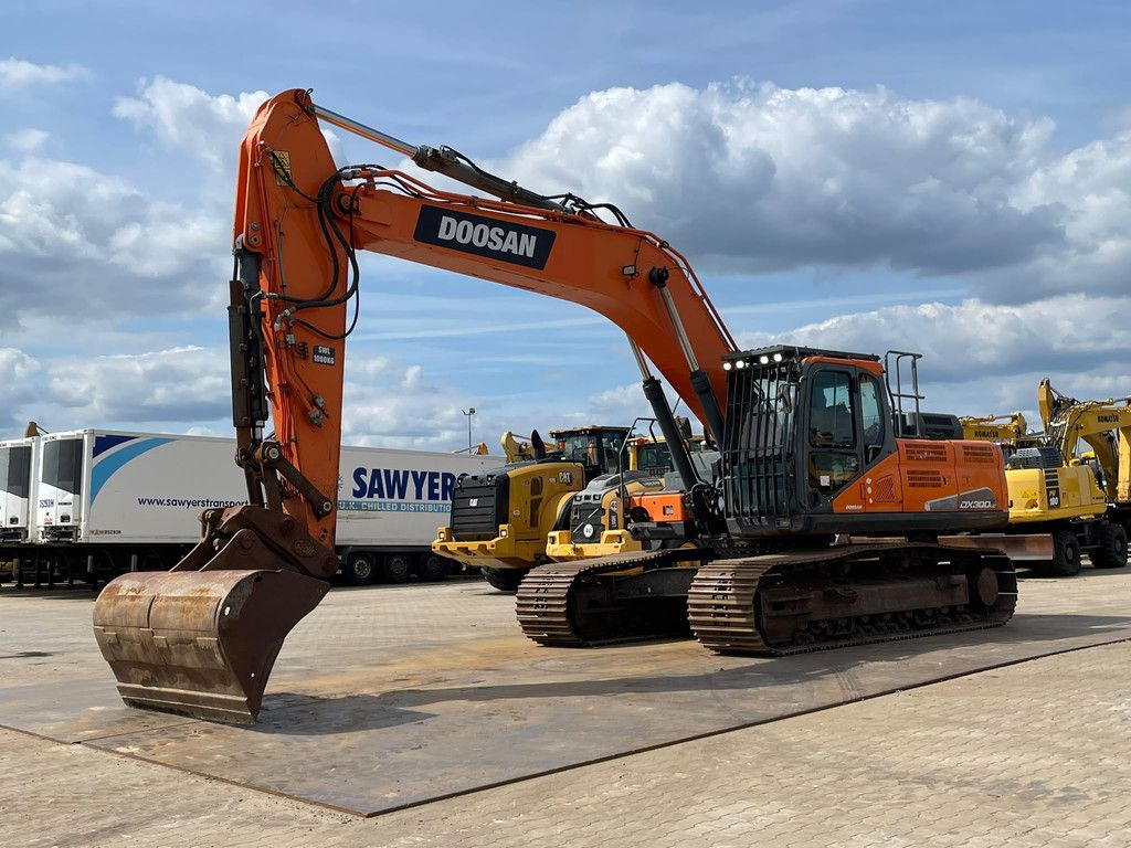 Doosan DX300LC-5
