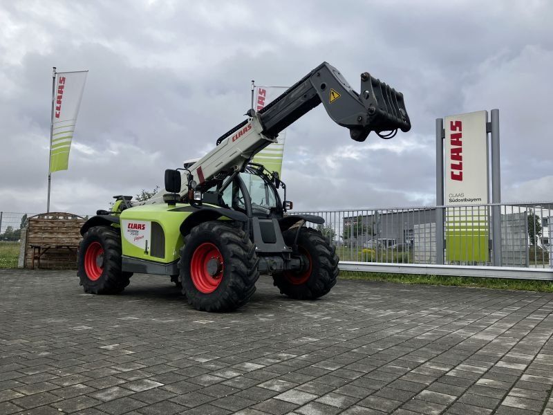 Claas SCORPION 7040