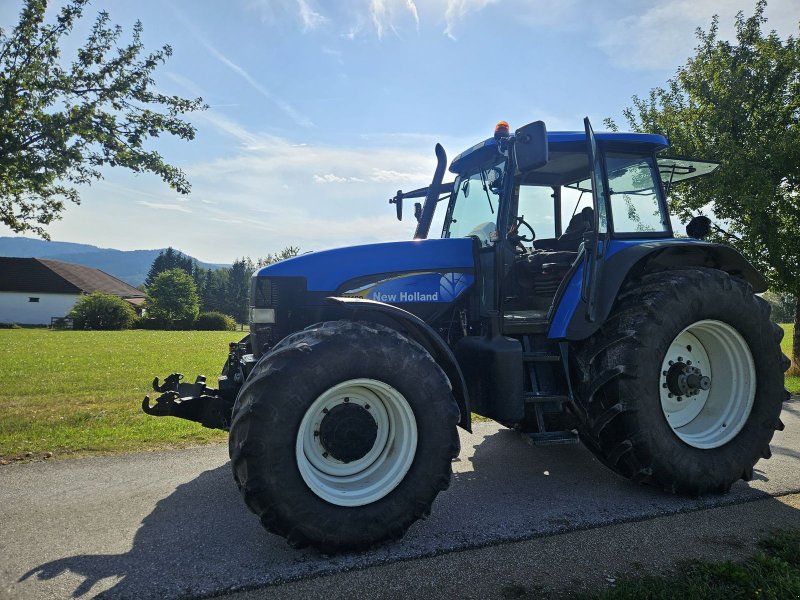 New Holland TM 190