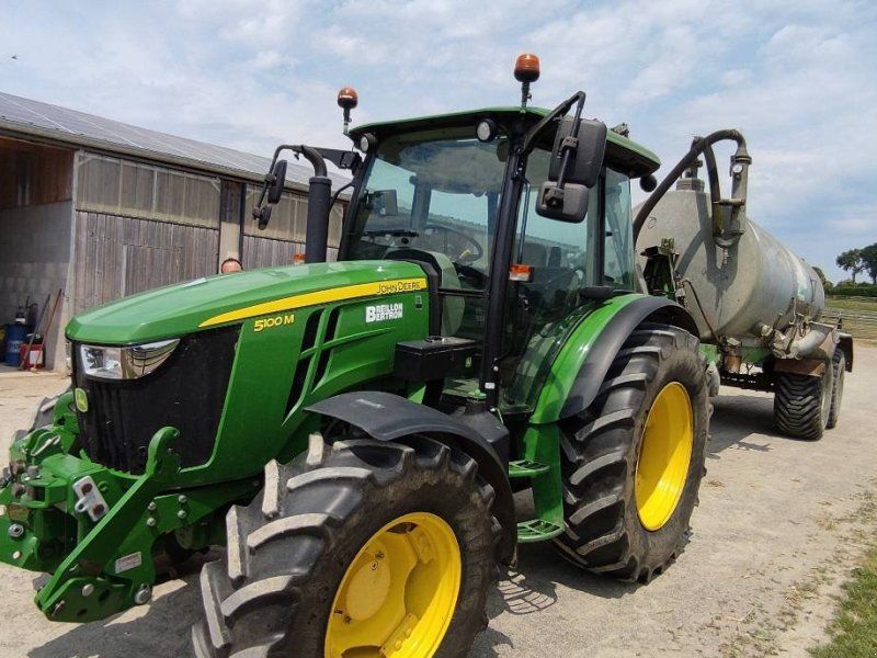 John Deere 5100M