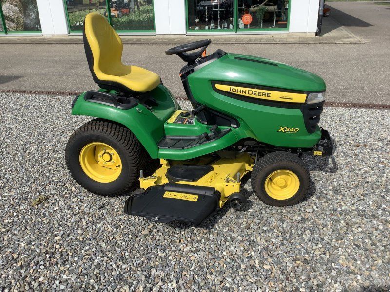 John Deere X 540