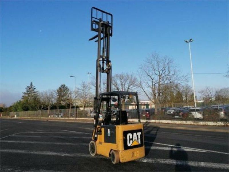 Caterpillar EC25
