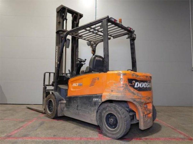 Doosan B50X-7