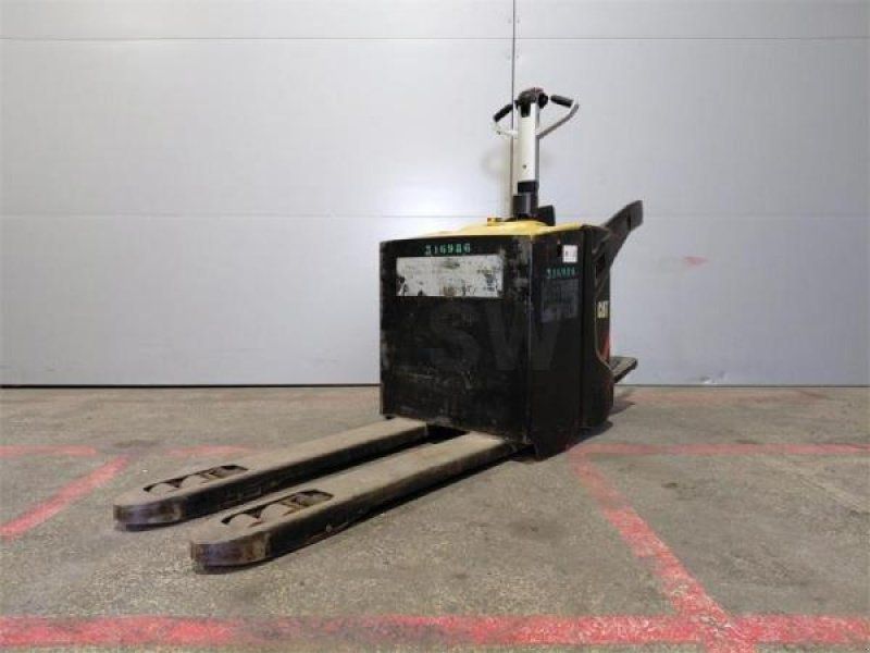 Caterpillar NPV20N2