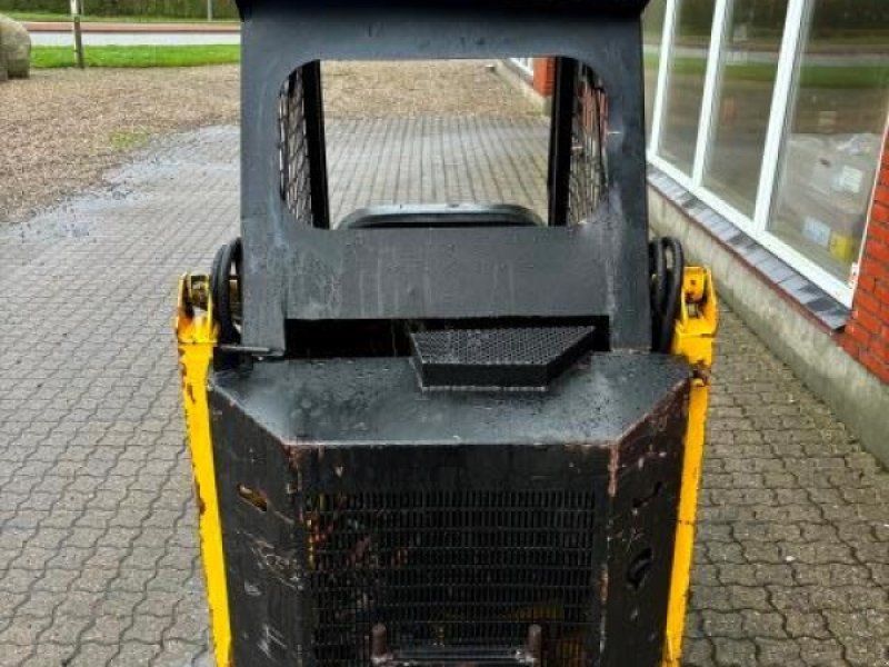 Massey Ferguson SKID-STEER