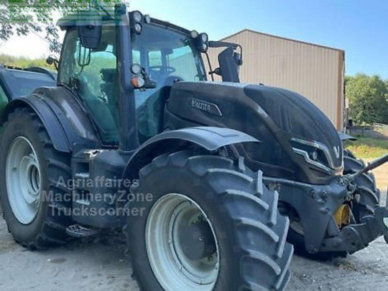 Valtra t235 versu
