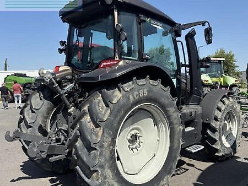 Valtra g125 active