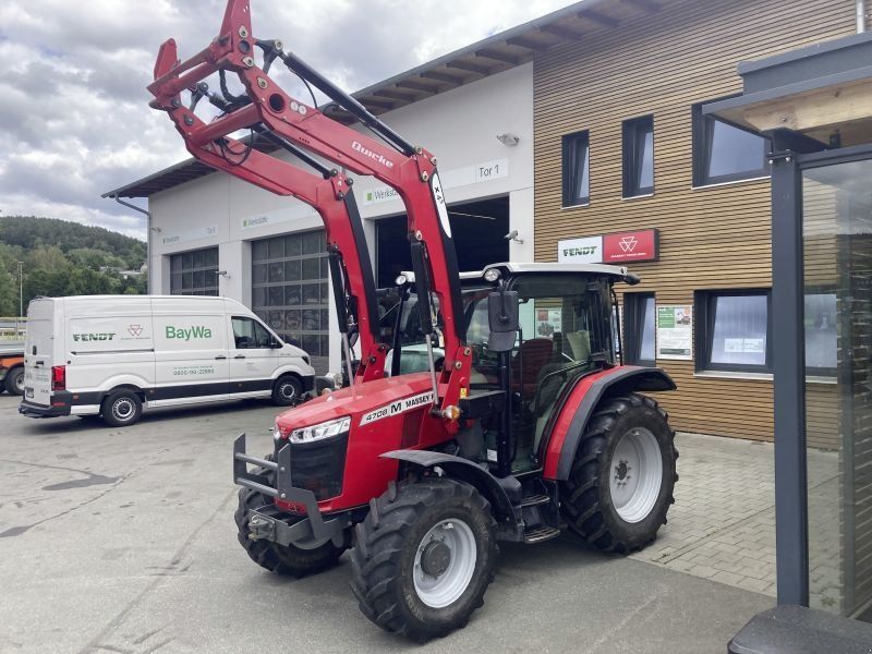 Massey Ferguson 4708 M ESSENTIAL KABINE