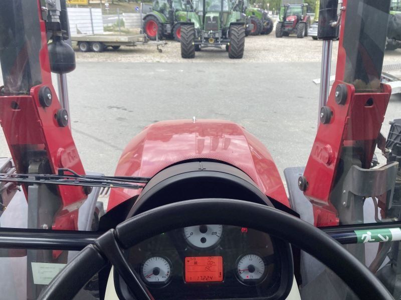 Massey Ferguson 4708 M ESSENTIAL KABINE