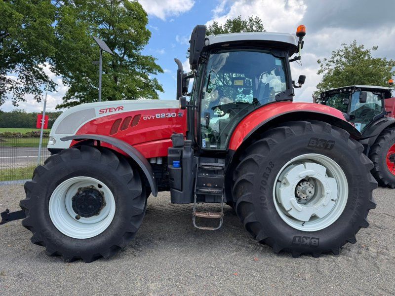 Steyr Case IH CVT 6230 Profi, Accu Guide, Radgewichte, 3600h