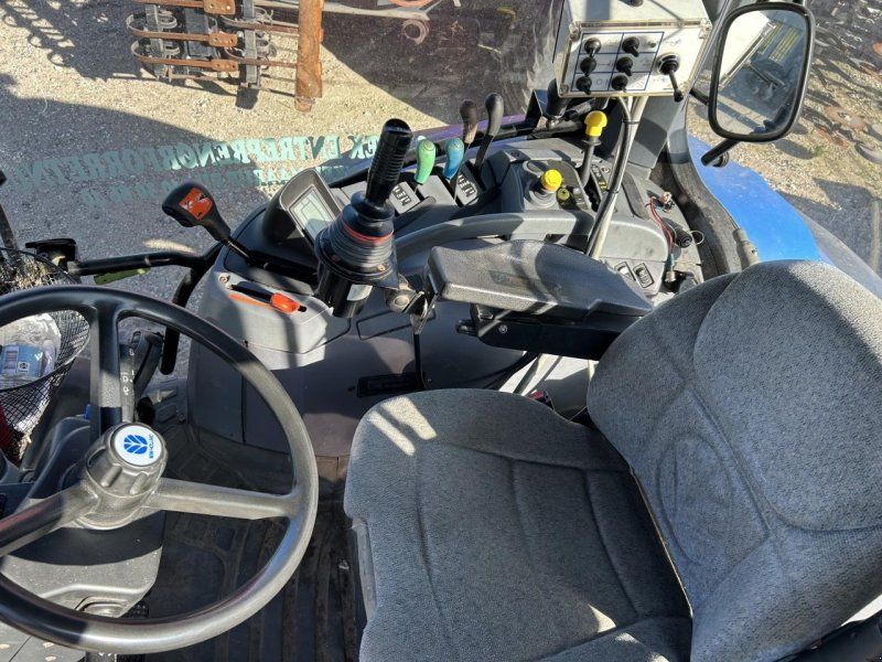 New Holland TS 135A