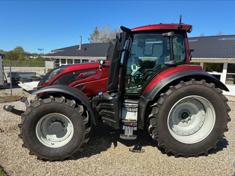 Valtra T 235 DIREKT