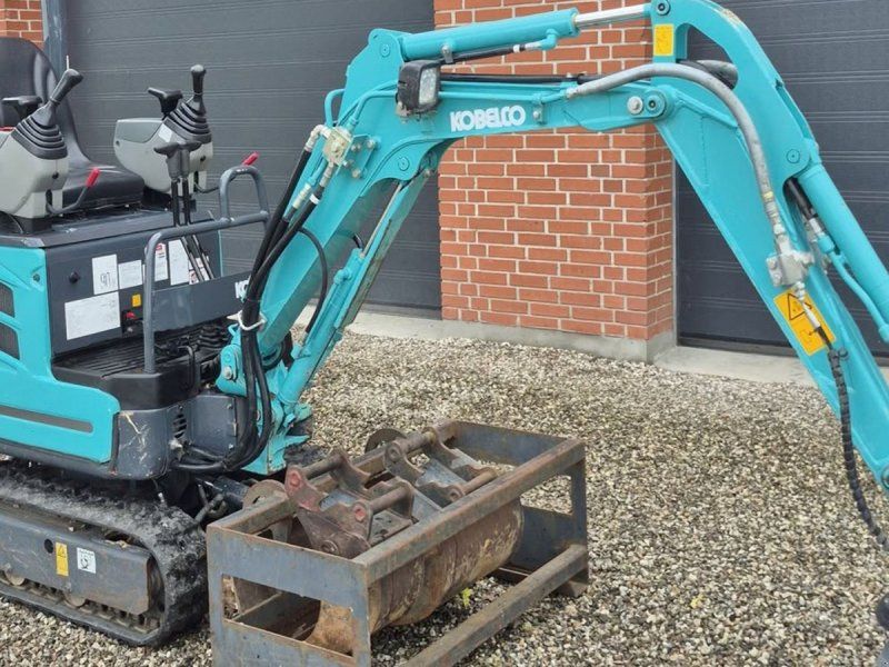 Kobelco SK10SR-2
