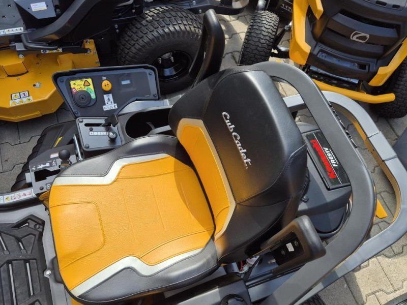 Cub Cadet CC Z2 117S Zeroturn mit Lenkrad
