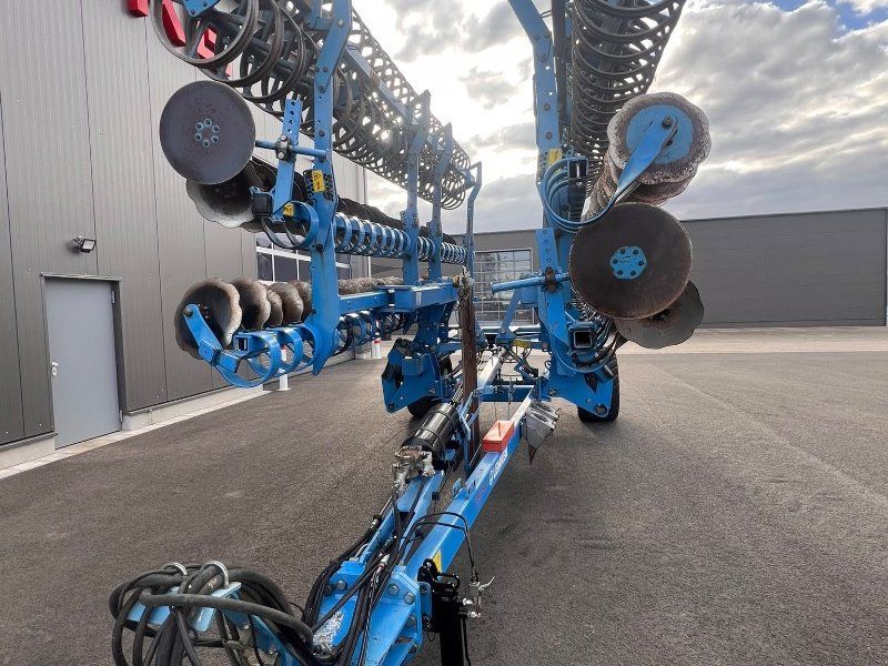 Lemken Gigant 10/1200 mit Heliodor 8/600
