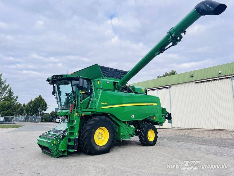 John Deere T660