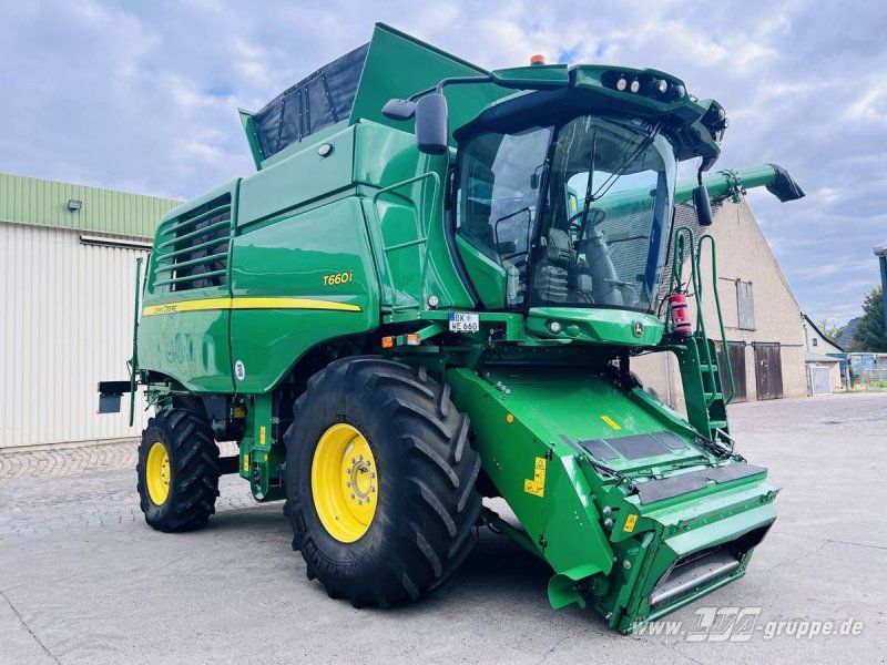 John Deere T660
