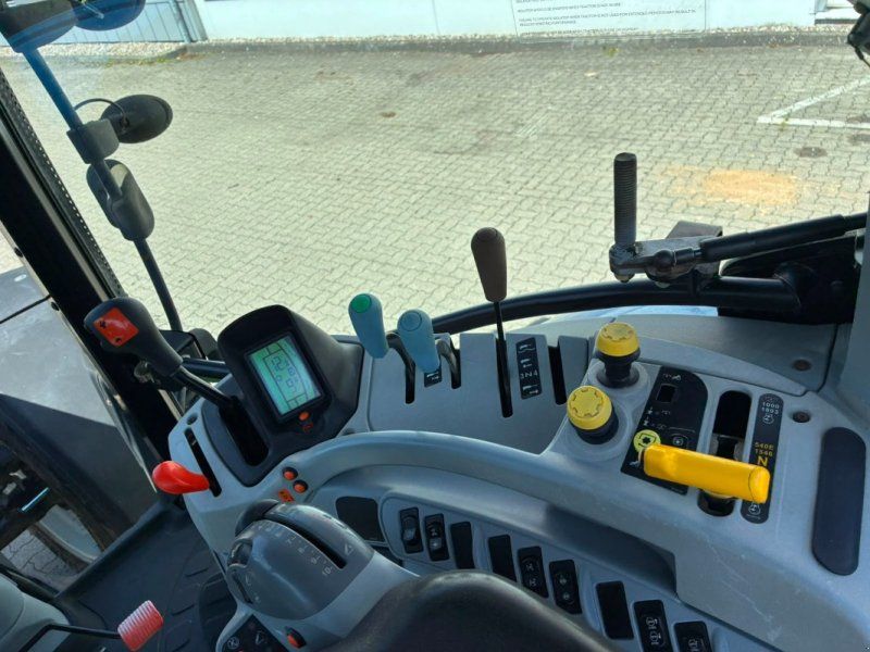 New Holland T6.175