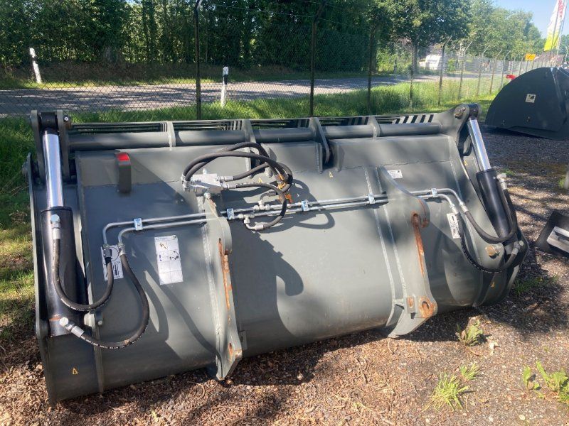 Bressel & Lade Greifschaufel S XL (Aufnahme CLAAS SCORPION)