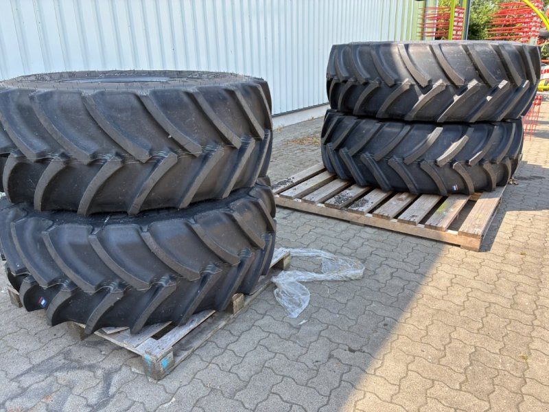 Mitas 650/65 R42 / 540/65 R30 (Grau)