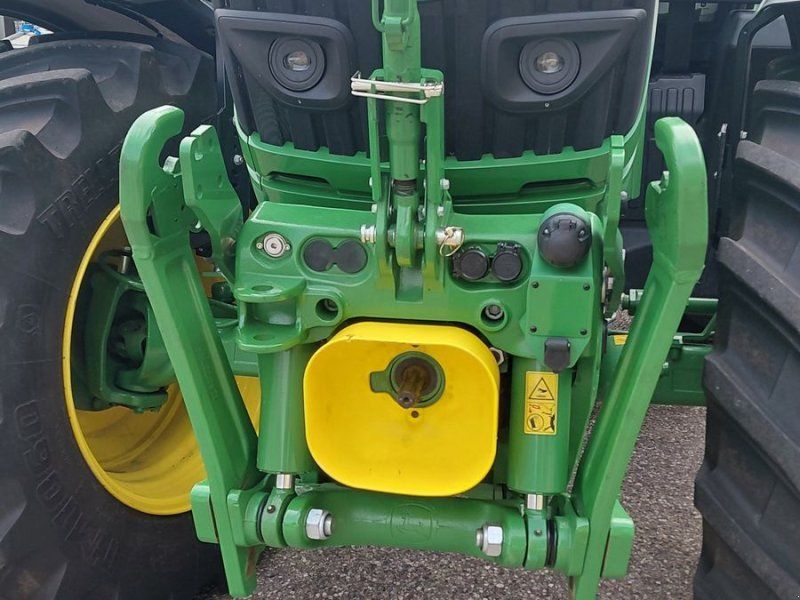 John Deere 6R185