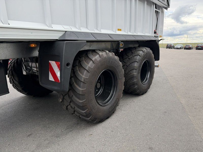 Fliegl Gigant ASW 281 Taurus Fox