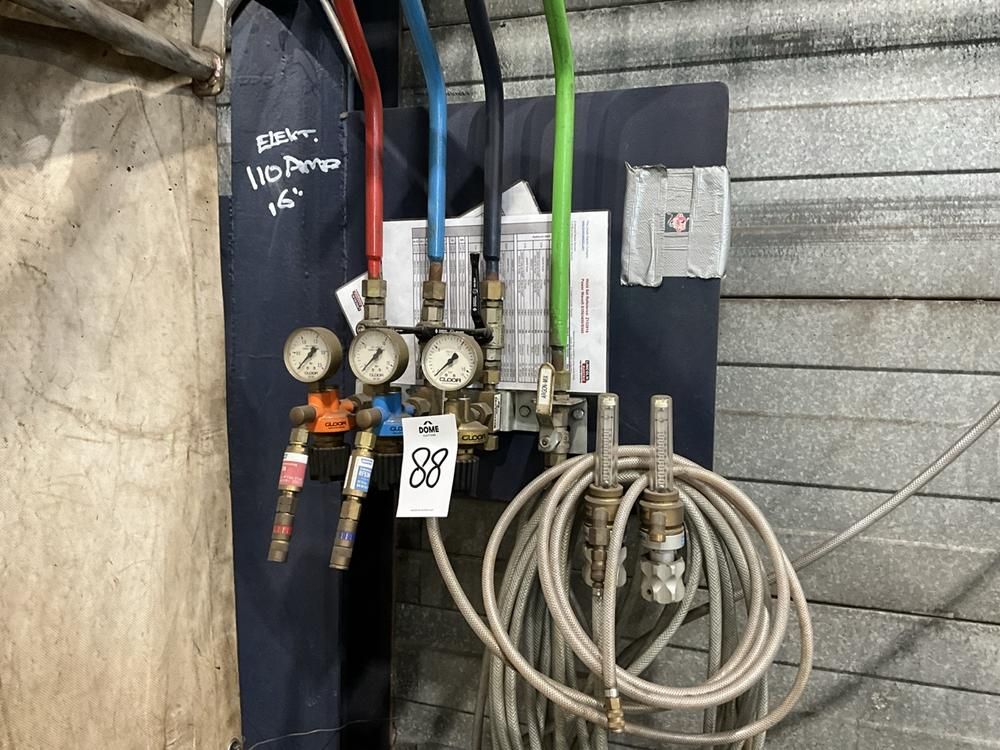 Pressure-reducing valve station (14x)