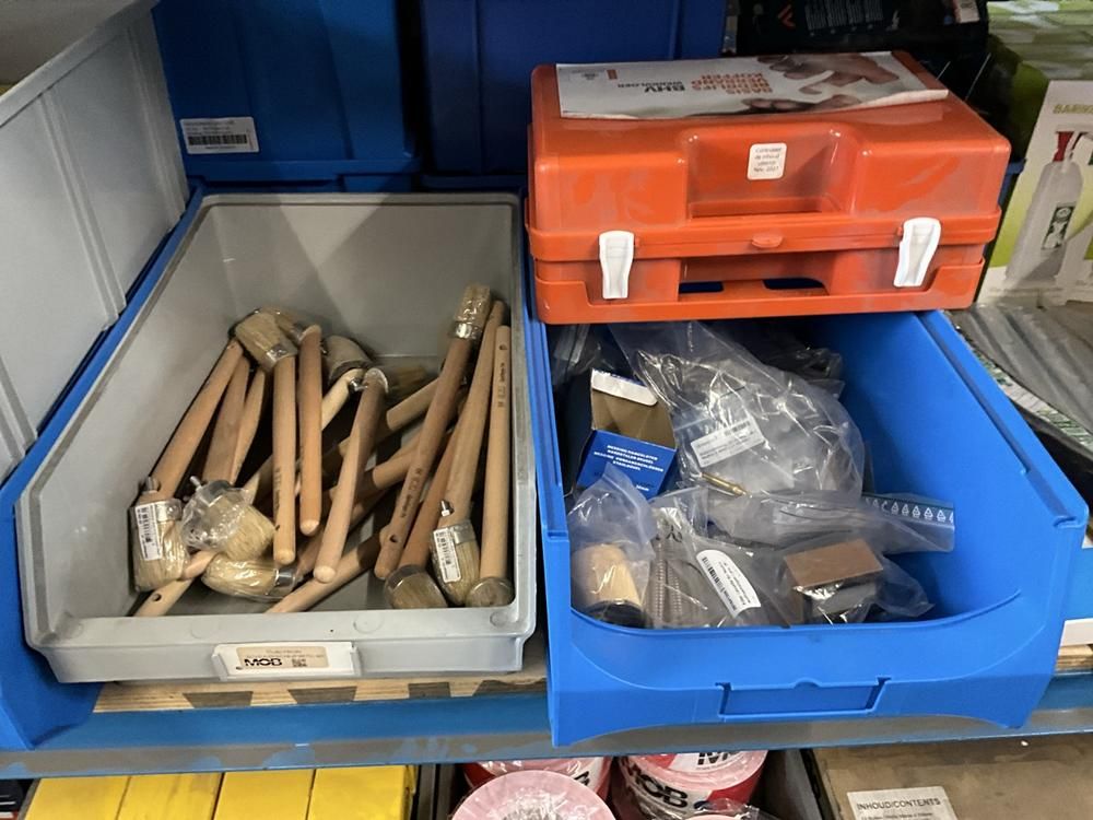 Various stock items