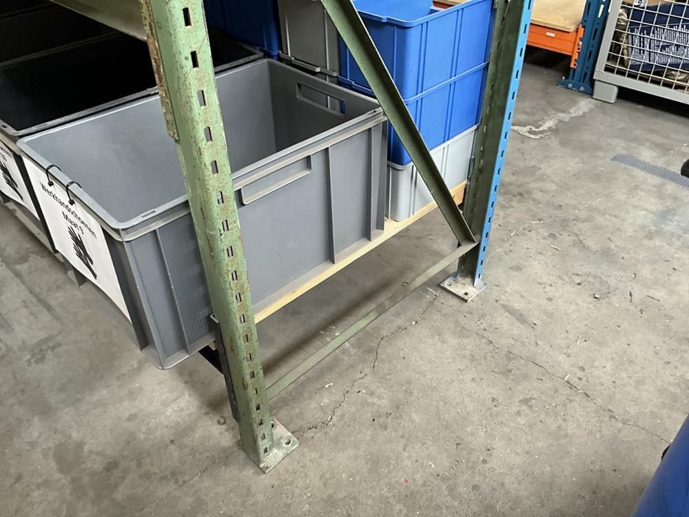 Pallet rack