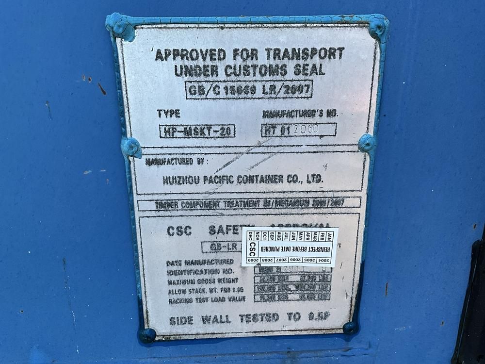 Workshop container (with contents)