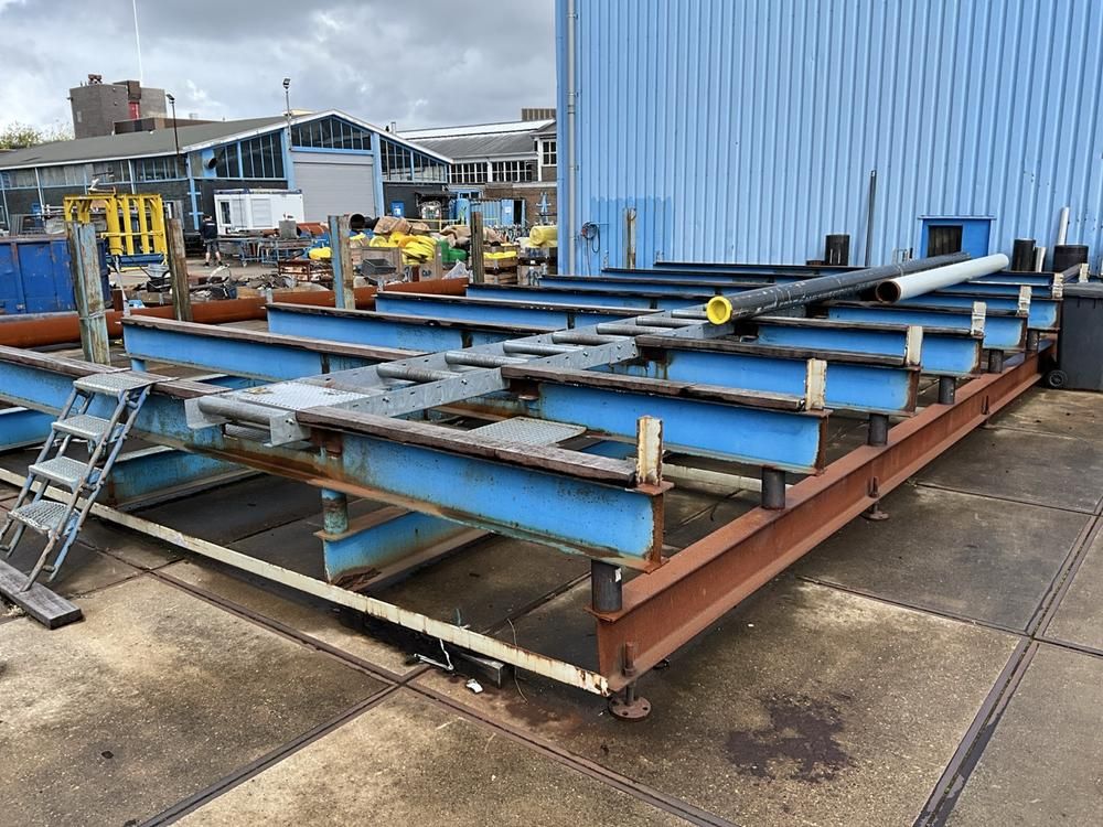 Conveyor rollers