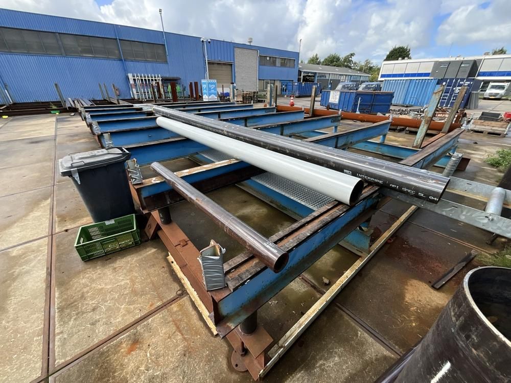Conveyor rollers