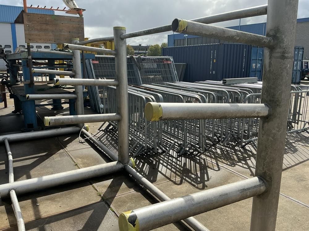 RVS Enkelzijdige draagarmstelling (3x)