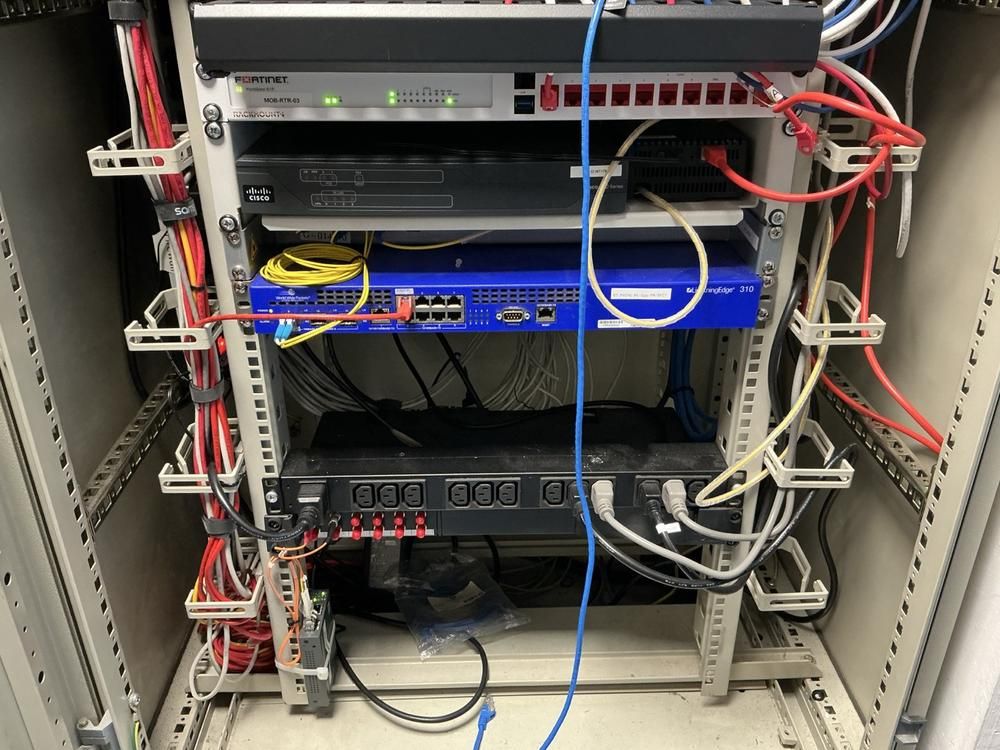 Server