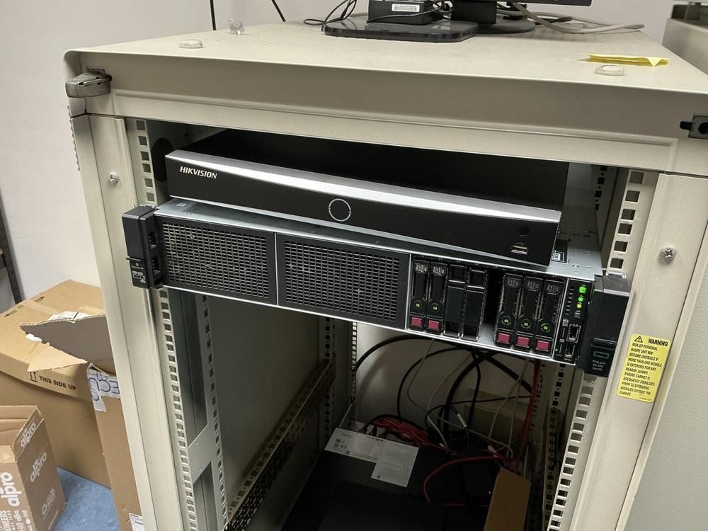 Server