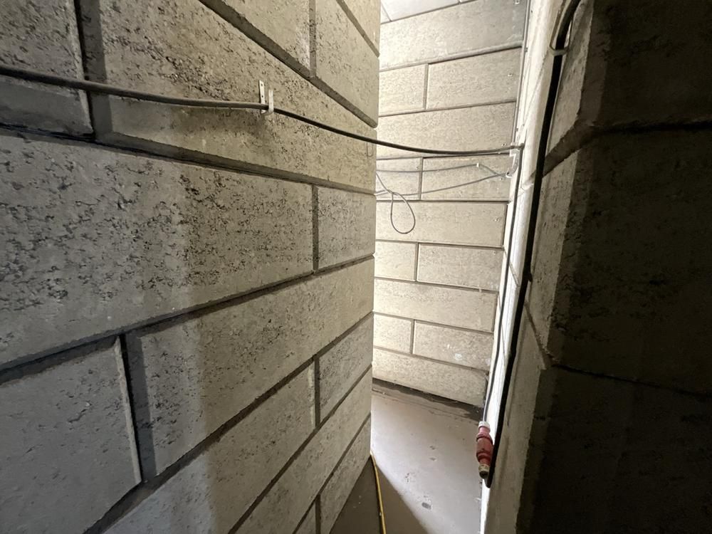 Veiligheids- testbunker (lego-/betonblokken)