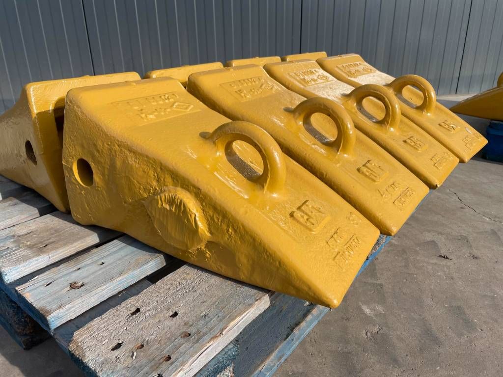 CAT 365 / 374 / 385 / 390 Tips