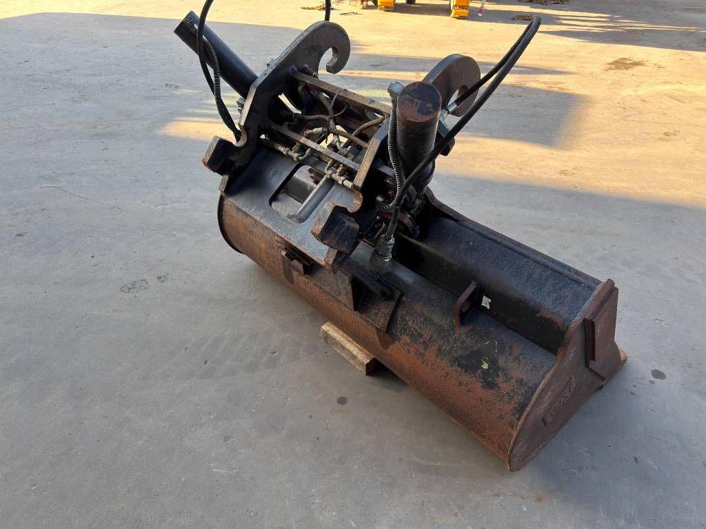 CAT CW40