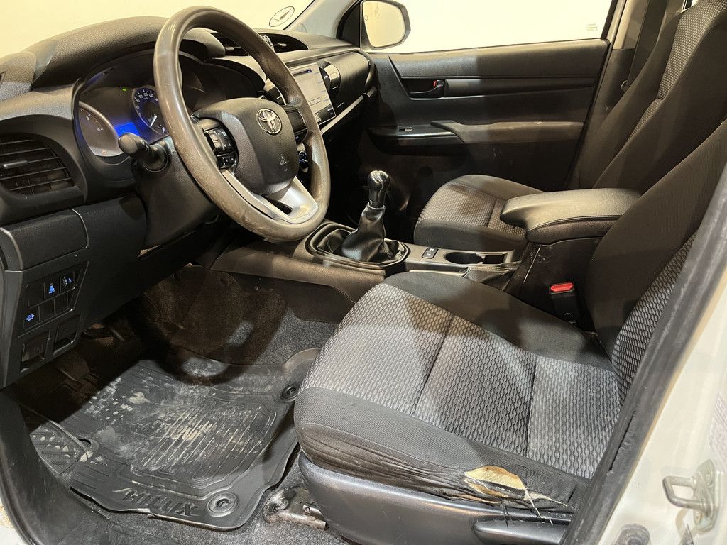 Toyota HiLux 2.4 D-4D Double Cab 150 PK 4X4 / Airco / Trekhaak / 46.275 KM !!