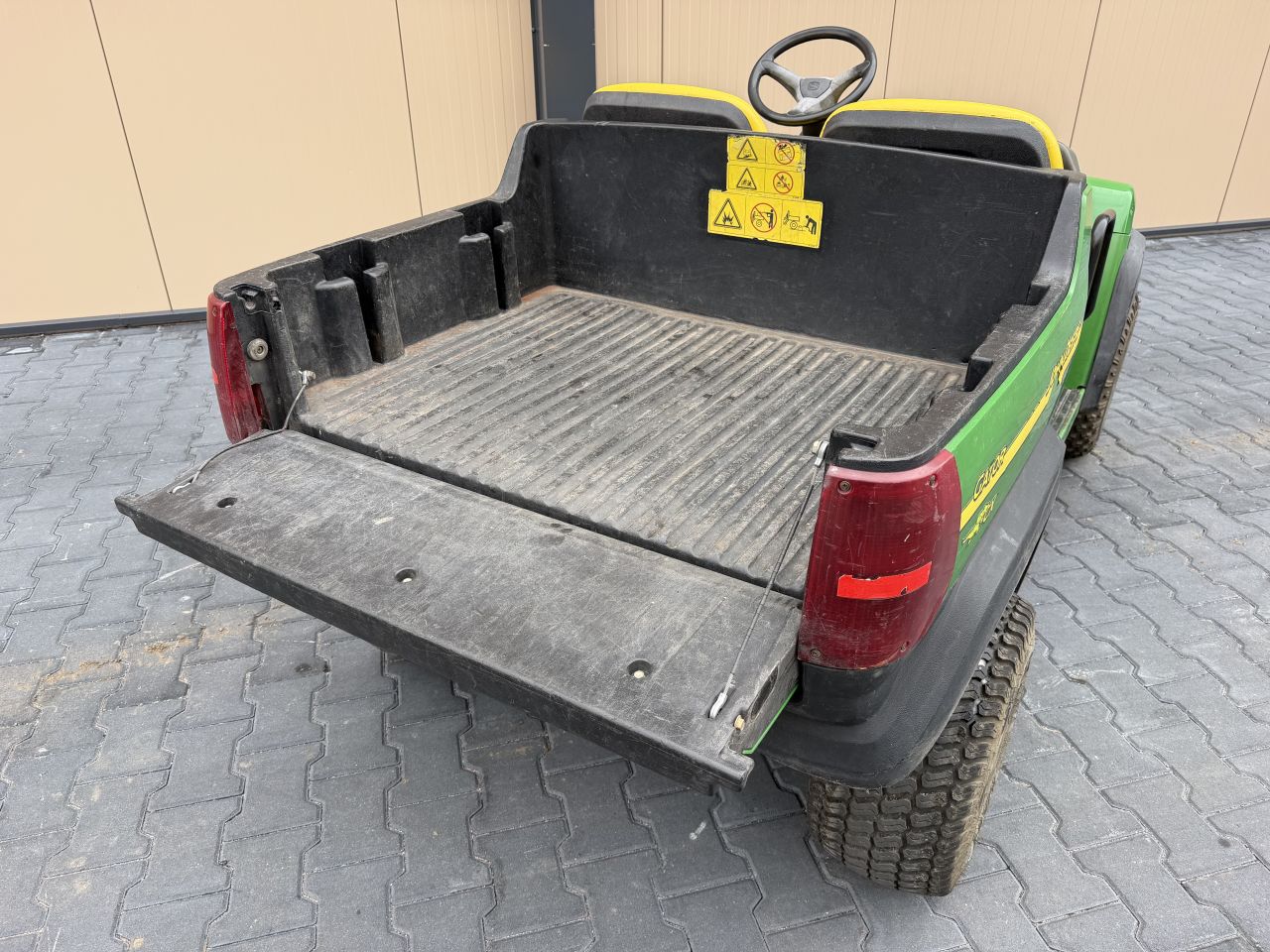 John Deere Gator CX