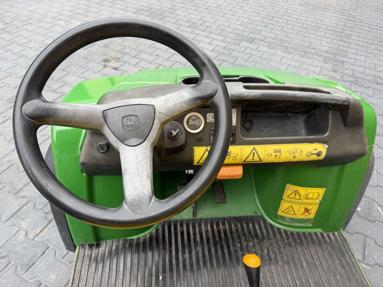 John Deere Gator CX
