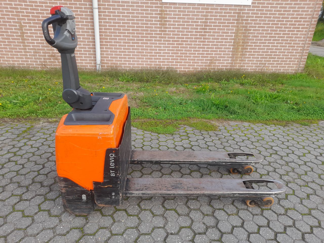 Toyota BT LWE130 Palletwagen elektrische pompwagen