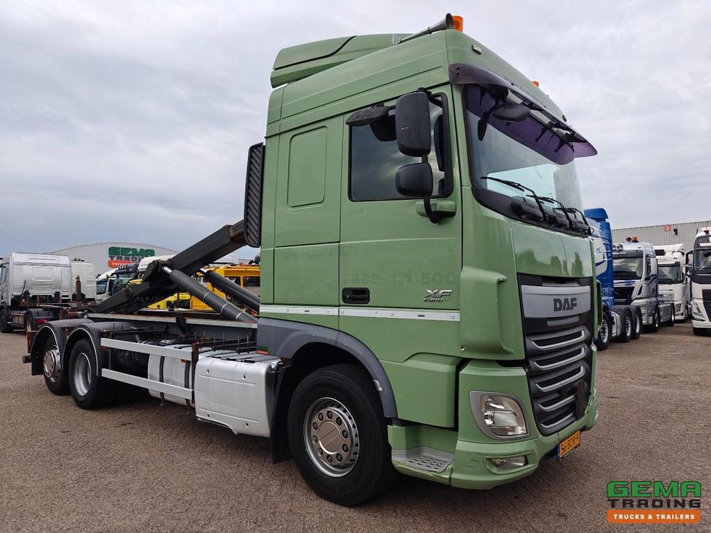 DAF XF 460 FAR 6x2 Spacecab Euro6A - VDL Hooklift System 21T - Lift Axle - Double Tanks - Full Air