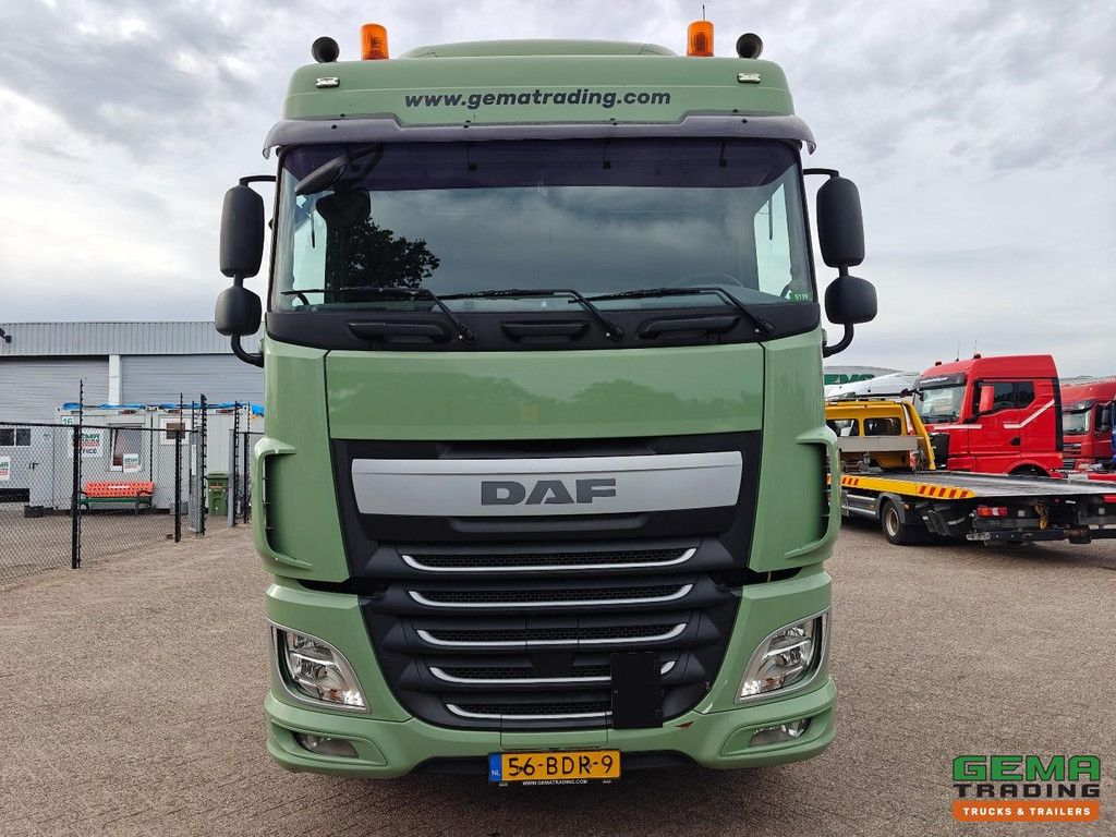 DAF XF 460 FAR 6x2 Spacecab Euro6A - VDL Hooklift System 21T - Lift Axle - Double Tanks - Full Air
