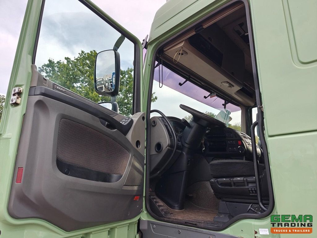 DAF XF 460 FAR 6x2 Spacecab Euro6A - VDL Hooklift System 21T - Lift Axle - Double Tanks - Full Air
